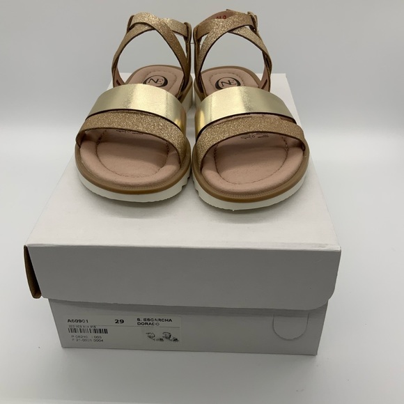 One35 Ankle Strap Sandals ,S.Escarcha Dorado Vegan Leather. Various Size - Picture 5 of 5